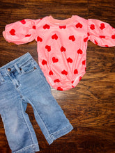 Load image into Gallery viewer, Queen of hearts bubble sleeve onesie
