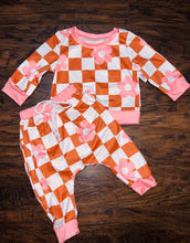 Load image into Gallery viewer, Checkered Set
